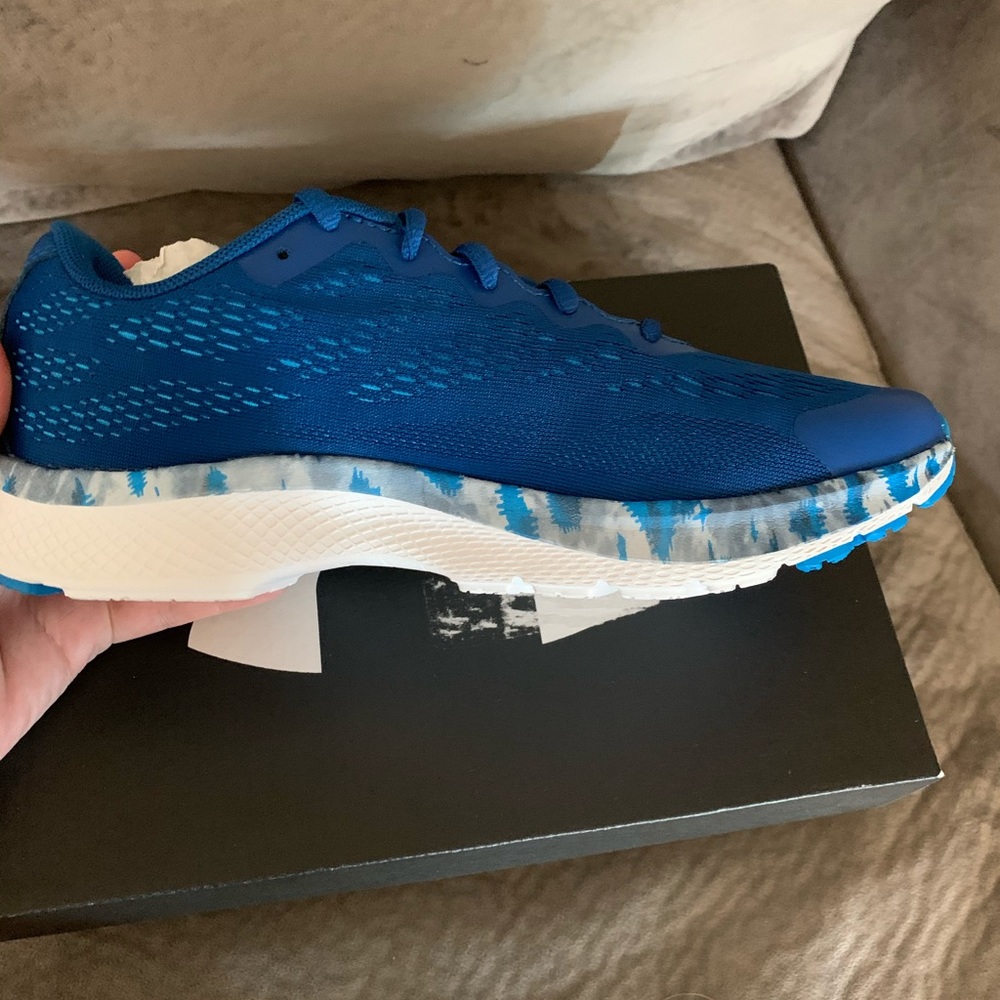 Under armor boy shoes